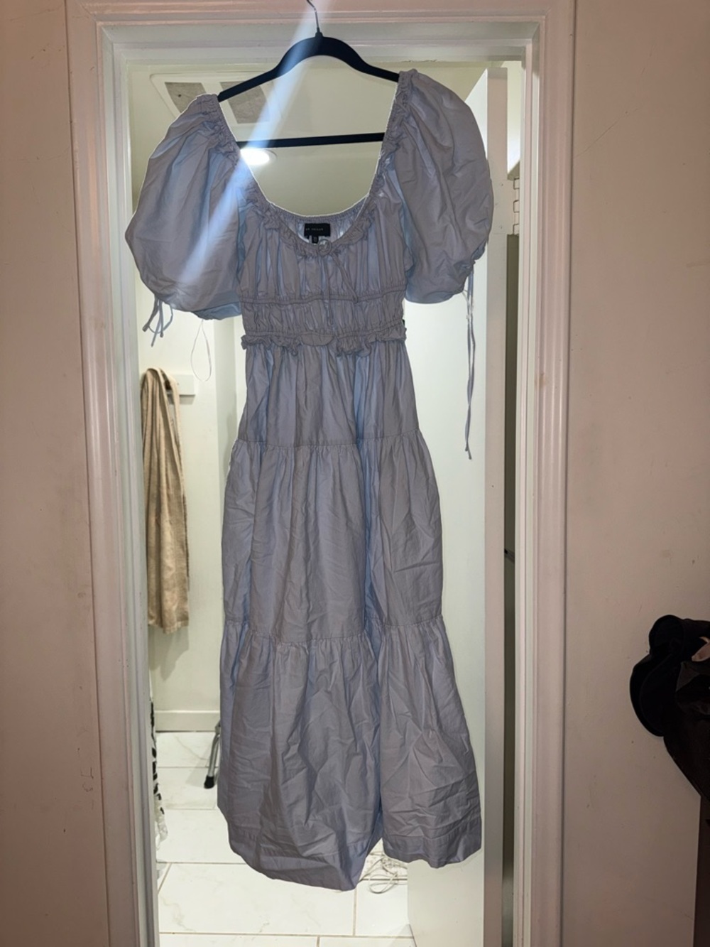 En Saison Pale Blue Puff-Sleeve Tiered Midi Dress